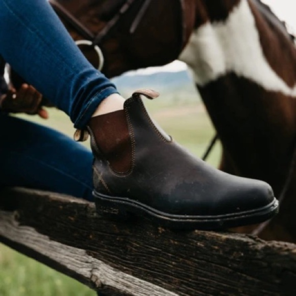 Beautiful Bundstone Dress Boots!